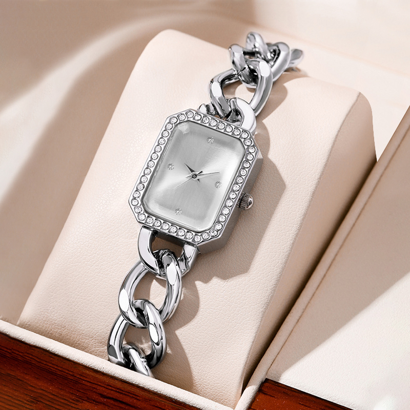 Mystery box contains 1randomco - Luxury Watch Box recension och pris
