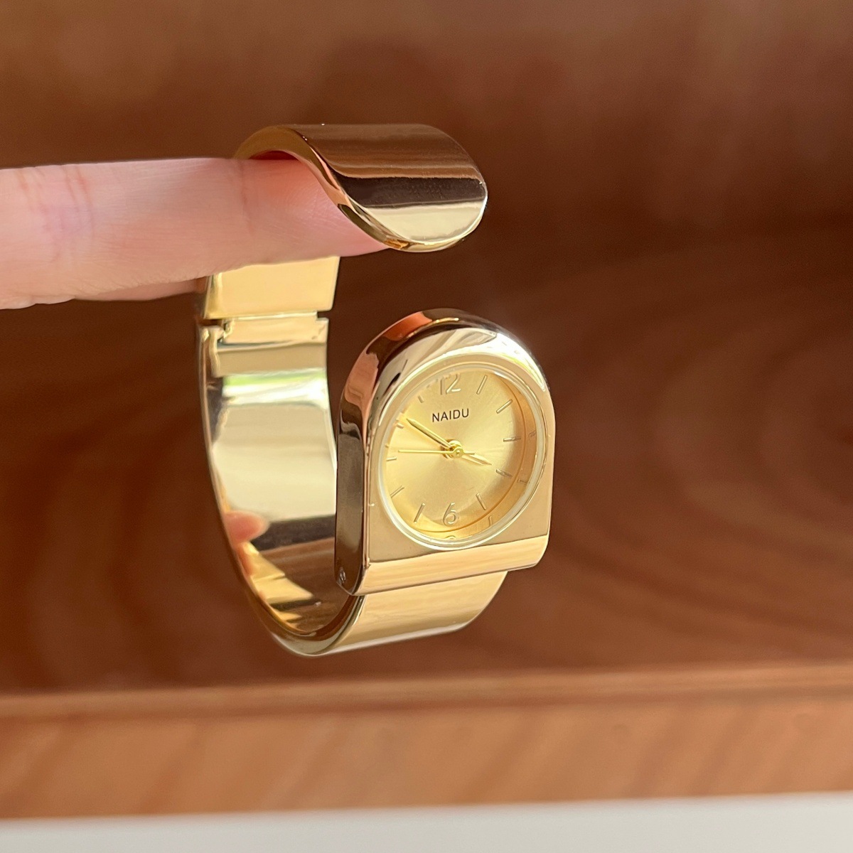 2026 New Gold Bracelet Watch W - Luxury Watch Levels recension och pris