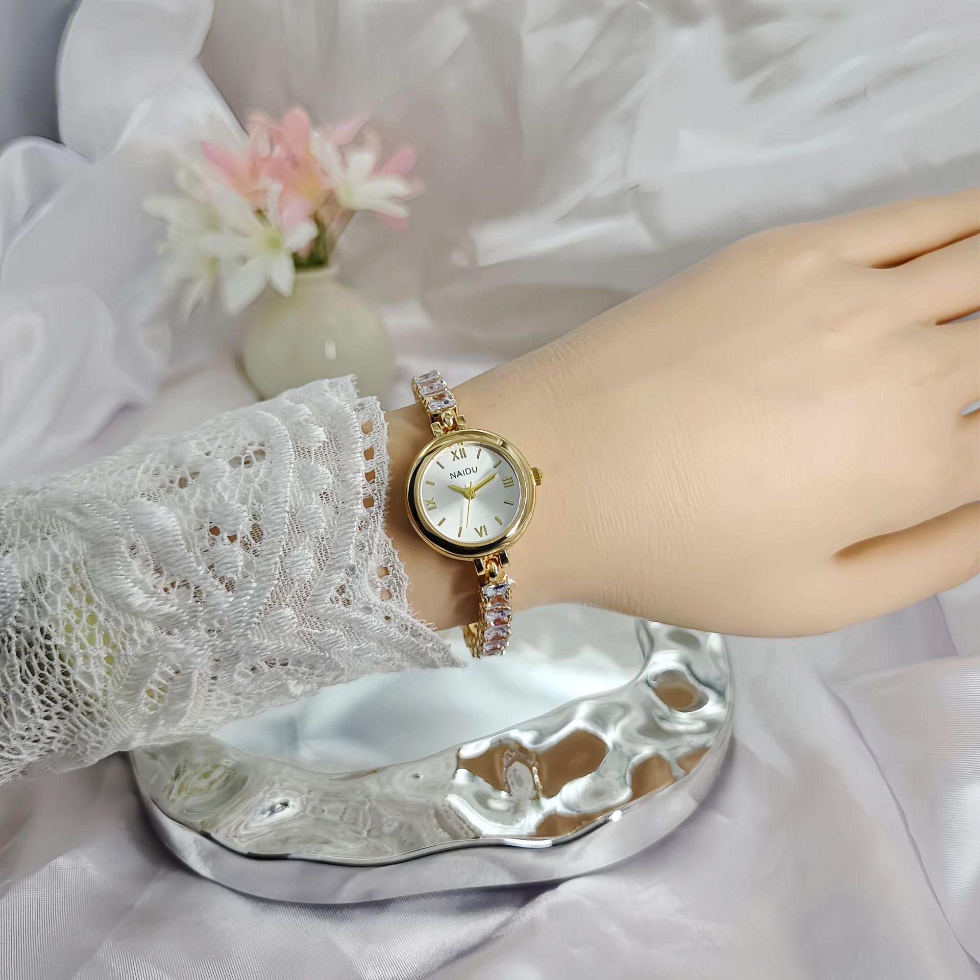 New Fashion Diamond-encrusted  - Luxury Watch Levels recension och pris