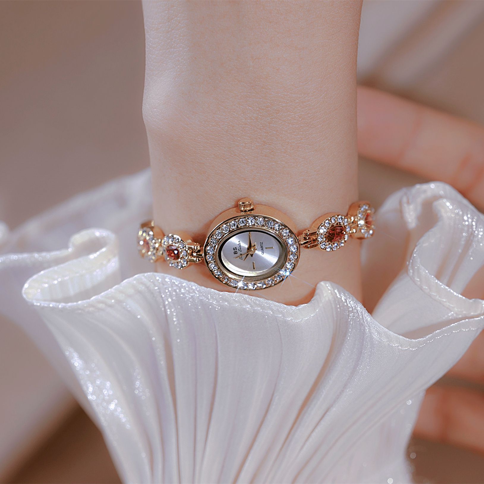 UTHAI New Women Chain Watch Li - Luxury Watch Female recension och pris