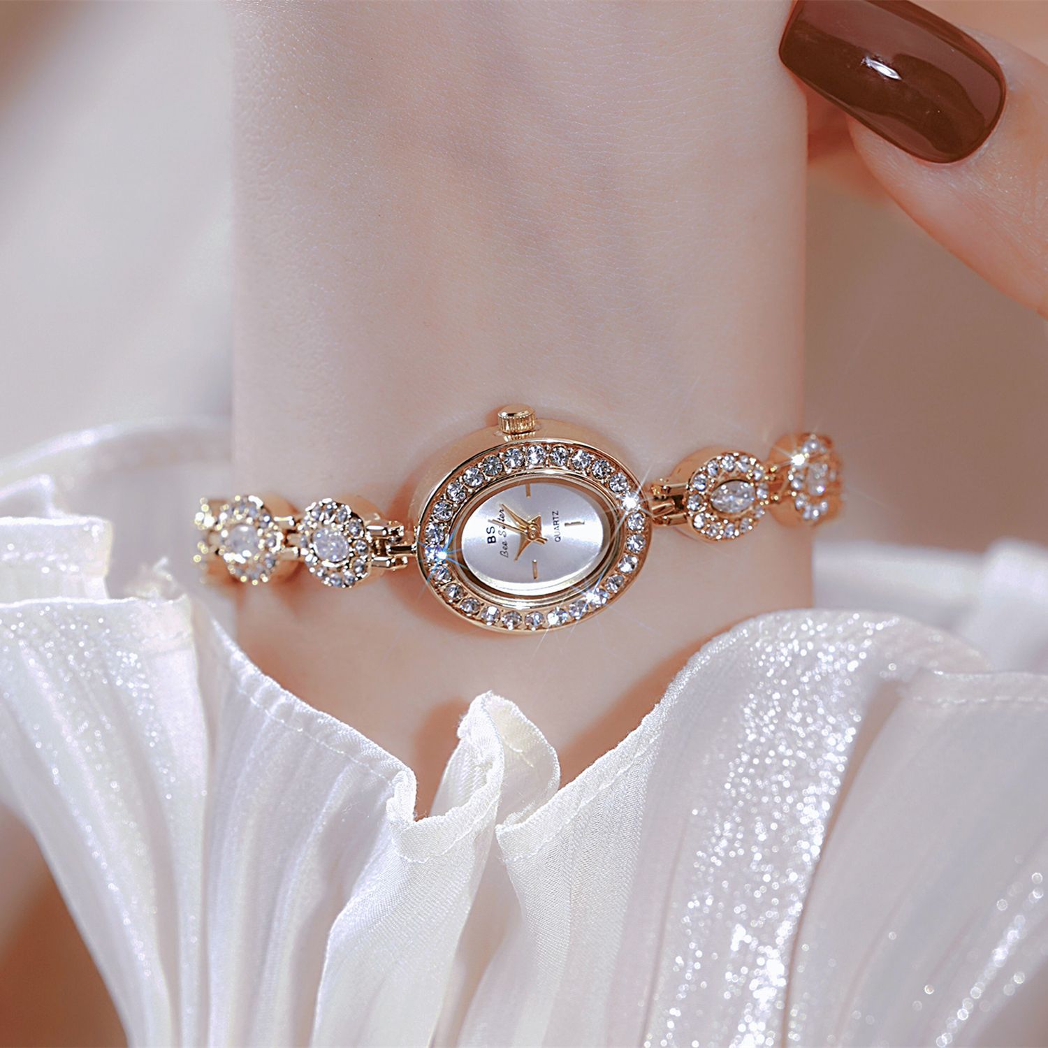 UTHAI New Women Chain Watch Li - Luxury Watch Female recension och pris